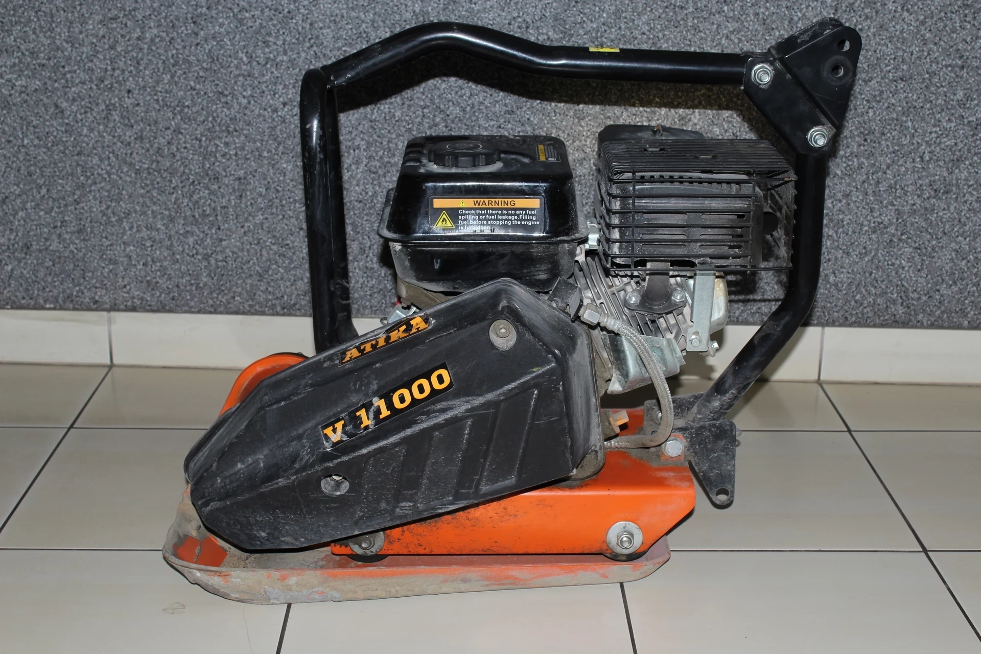 zageszczarka-jednokierunkowa-atika-v11000-silnik-loncin-chelminska-7-grudziadz