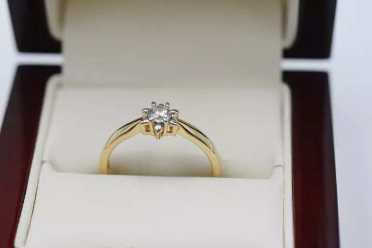 piekny-zloty-pierscionek-z-cyrkonia-p585-14k-r16-225g-rozmiarsrednica-wew-mm-372-16