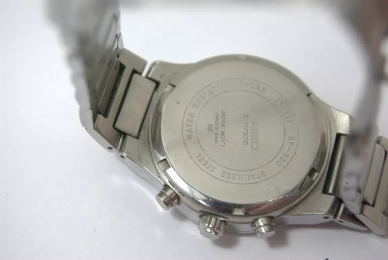 ZEGAREK CASIO EDIFICE EF-500D-1AV