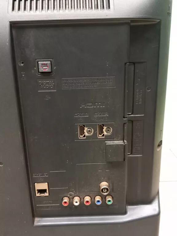TV PANASONIC 32ES-400