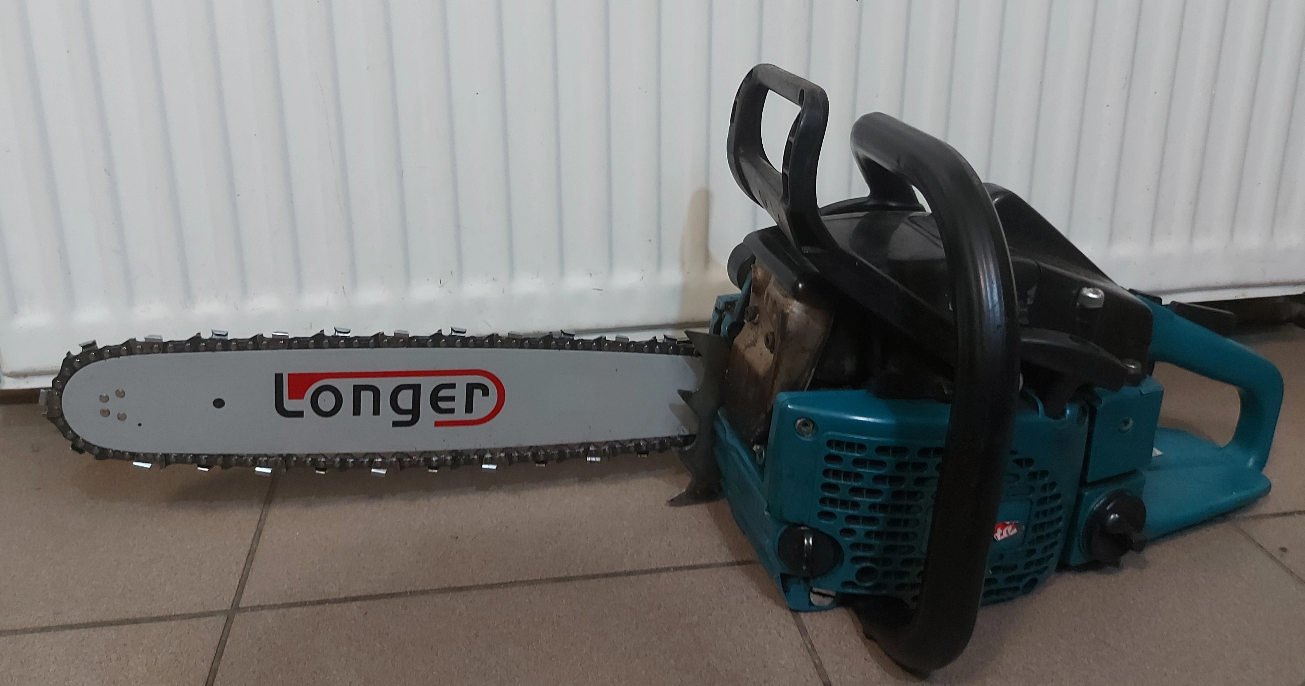 pila-spalinowa-makita-dcs-520-opis-marka-makita