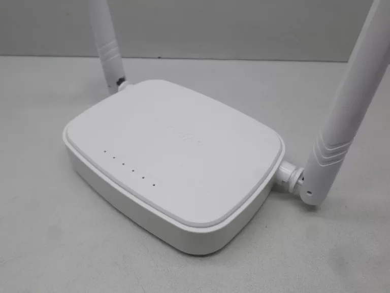 ROUTER TENDA WIRELESS N300
