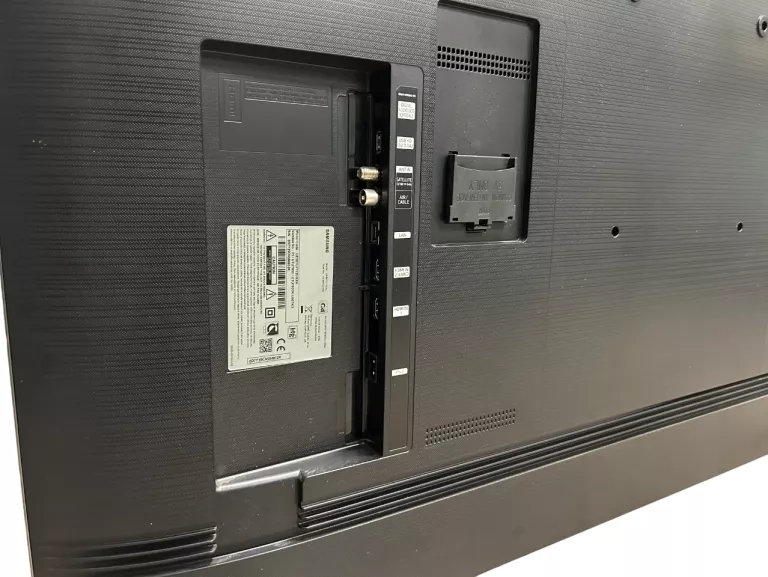 telewizor-led-samsung-ue50cu7172-50-4k-uhd-czarny-typ-telewizora-led