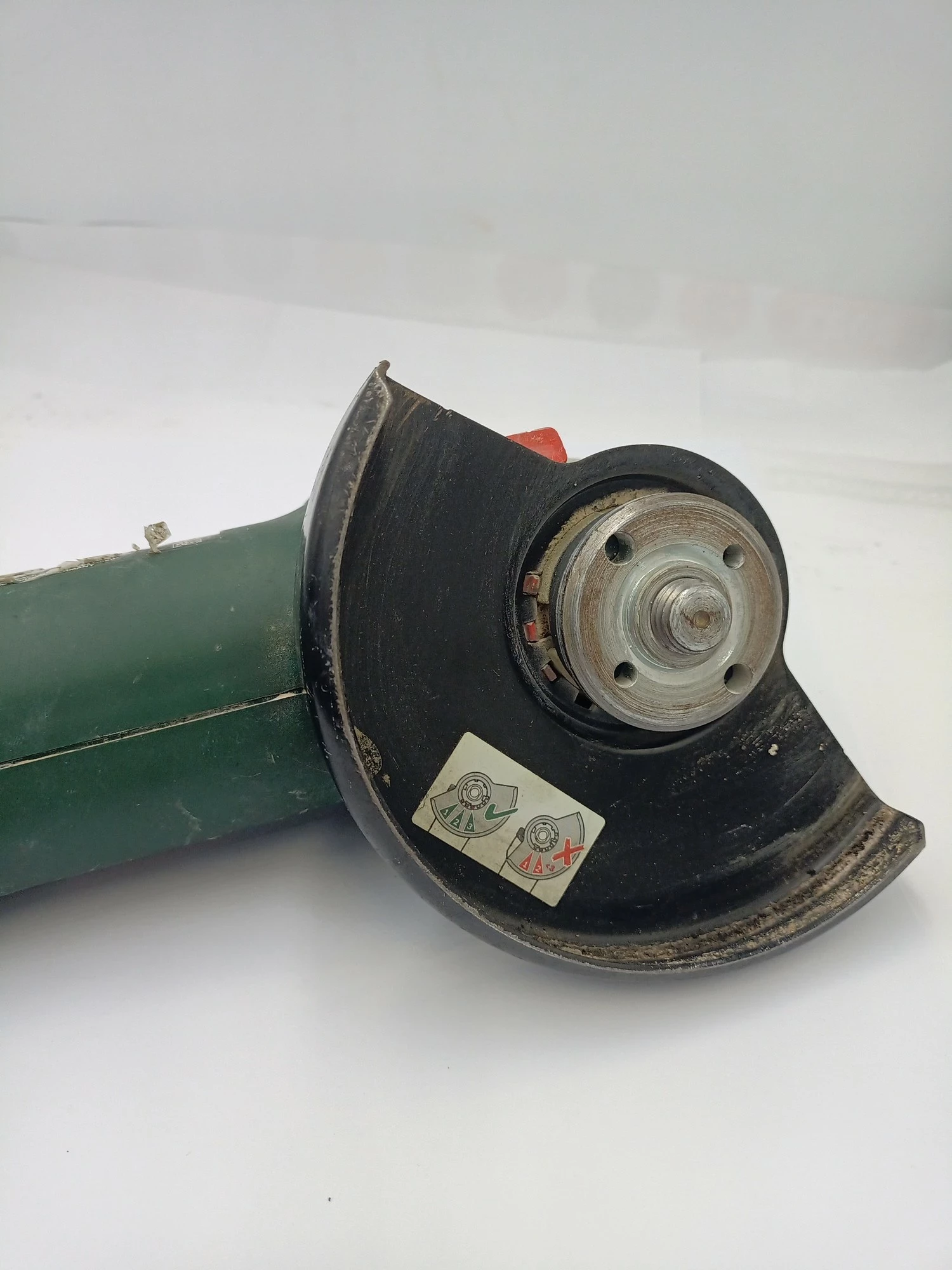 szlifierka-katowa-bosch-pws-850-125-kod-producenta-0-603-3a2-70b