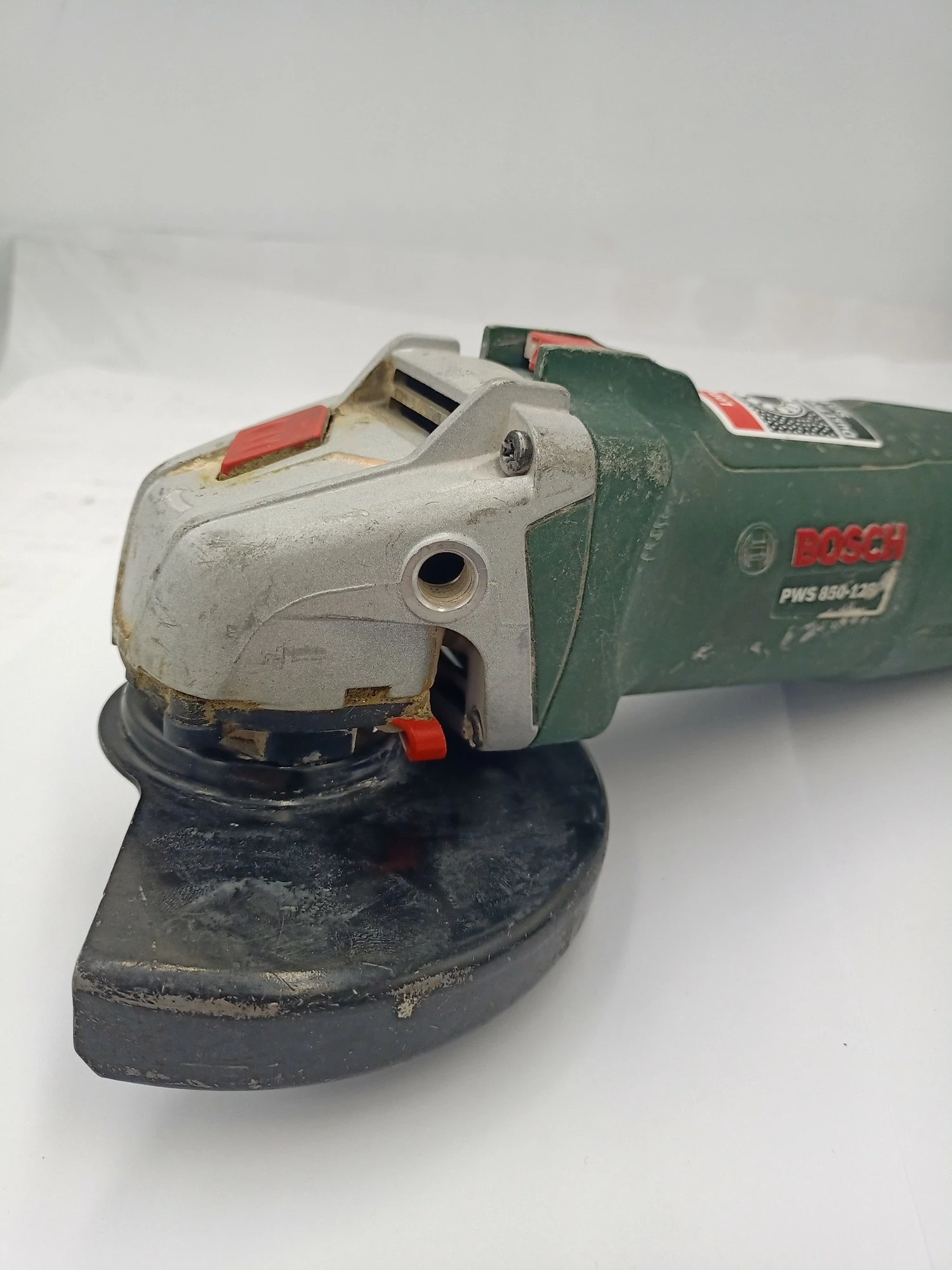 szlifierka-katowa-bosch-pws-850-125-stan-uzywany