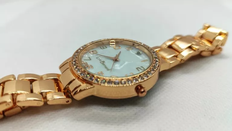 zegarek-leo-bernard-mechanizm-kwarcowy