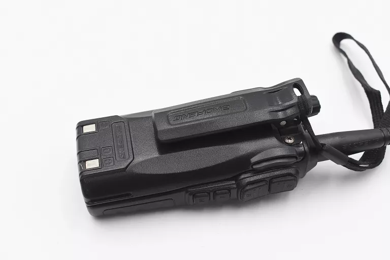 WALKIE TALKIE KRÓTKOFALÓWKA BAOFENG UV-82 8W SKANER 10 KM LED