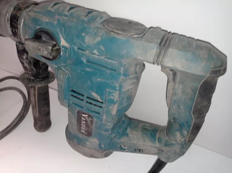 mlot-udarowy-vander-vmu746-walizka-wirtlo-dluto-ean-gtin-5907377562245