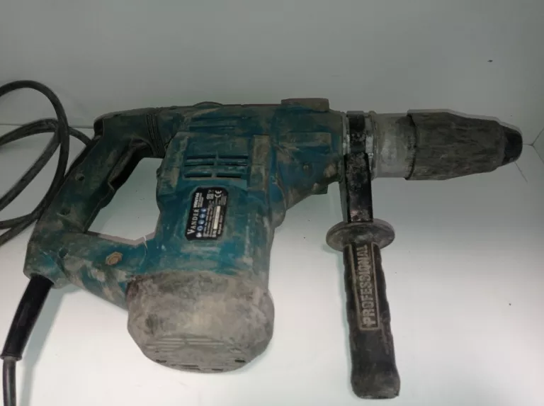 mlot-udarowy-vander-vmu746-walizka-wirtlo-dluto-zasilanie-sieciowe