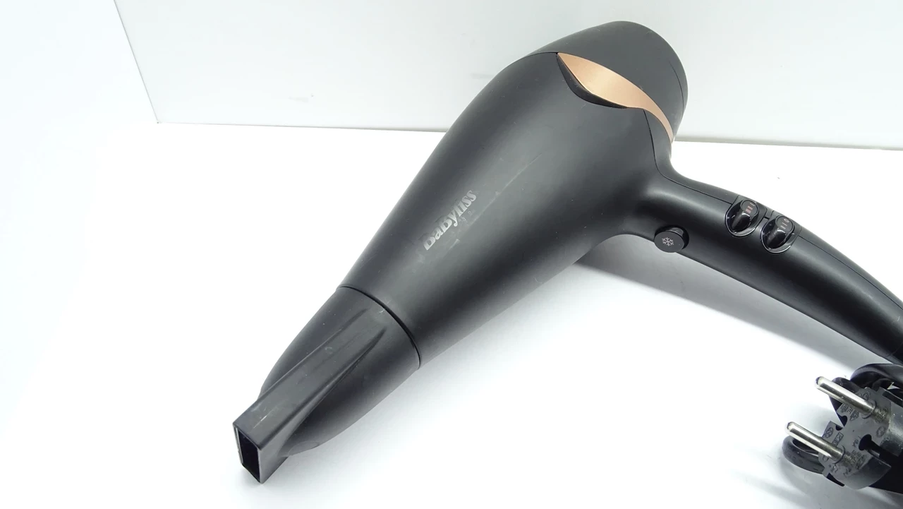 suszarka-babyliss-d566e-stan-uzywany