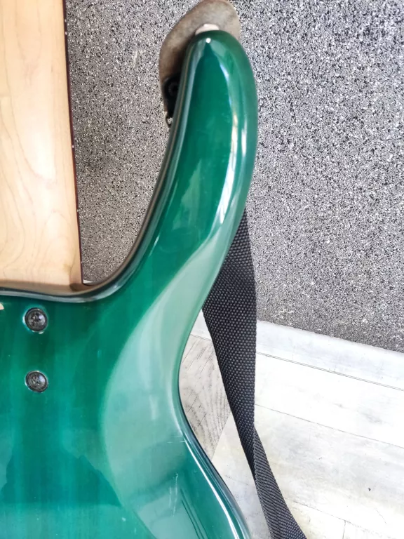 gitara-cort-action-bass-v-ws-5-strunowa-product-id