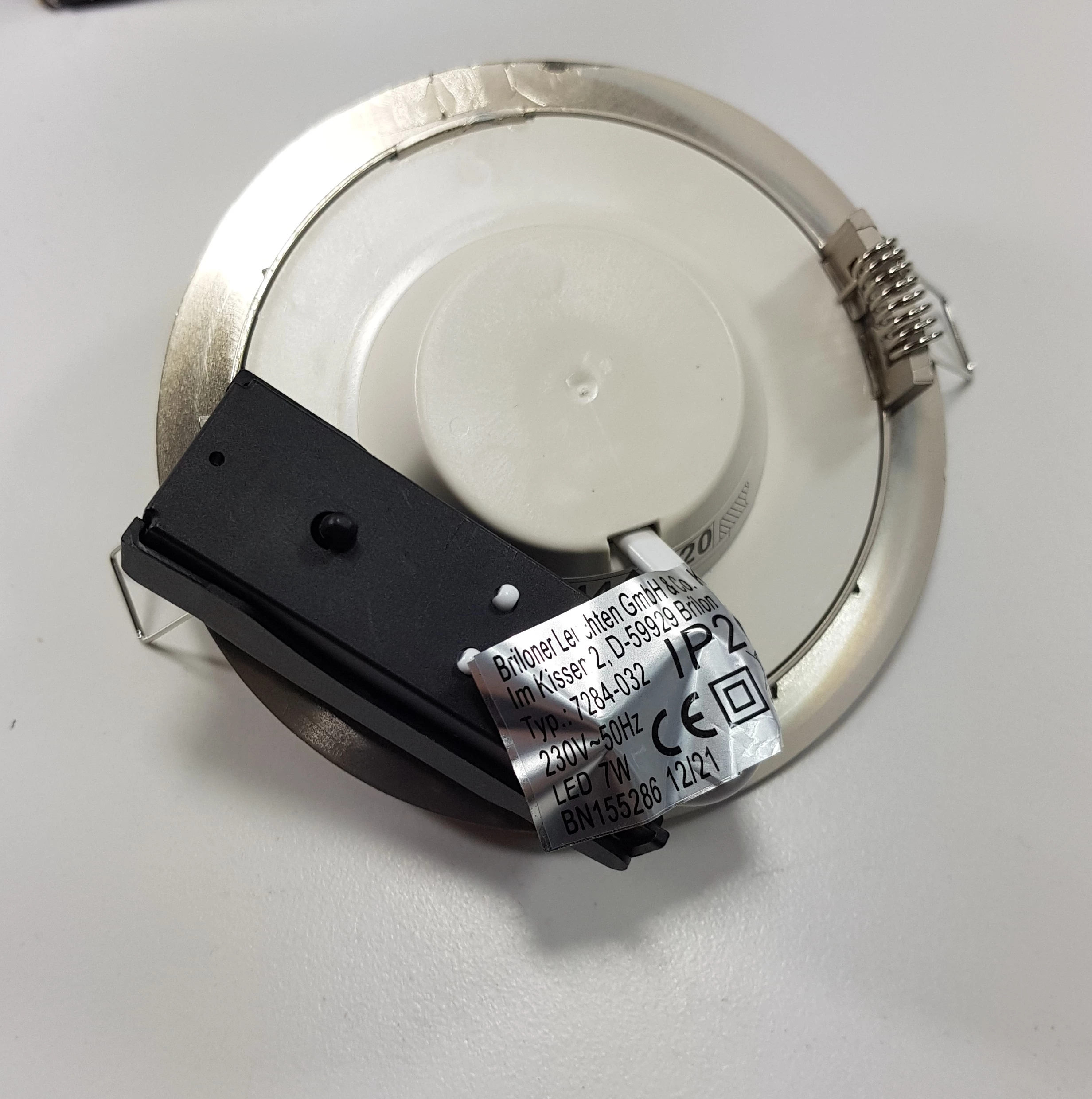 briloner-zestaw-3x-led-rgbw-sciemnialna-oprawa-led5w230v-3000-6500k-ean-gtin-4002707324027