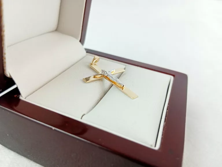 zlota-zawieszka-krzyzyk-z-wizerunkiem-jezusa-148g-585pr-kod-producenta-585