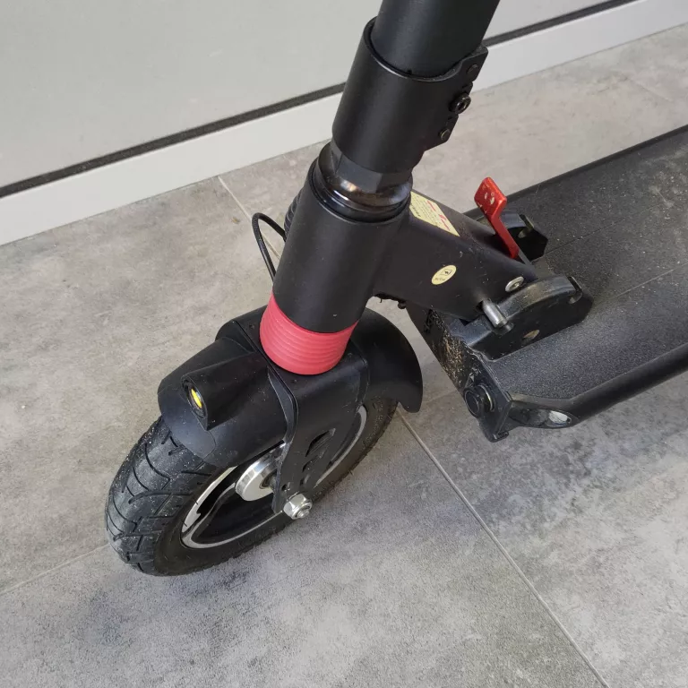 HULAJNOGA ELEKTRYCZNA MOTUS 8,5 PRO