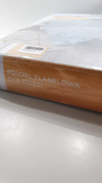 posciel-flanelowa-statki-kosmiczne-140x200-i-70x80-szerokosc-koldry-140