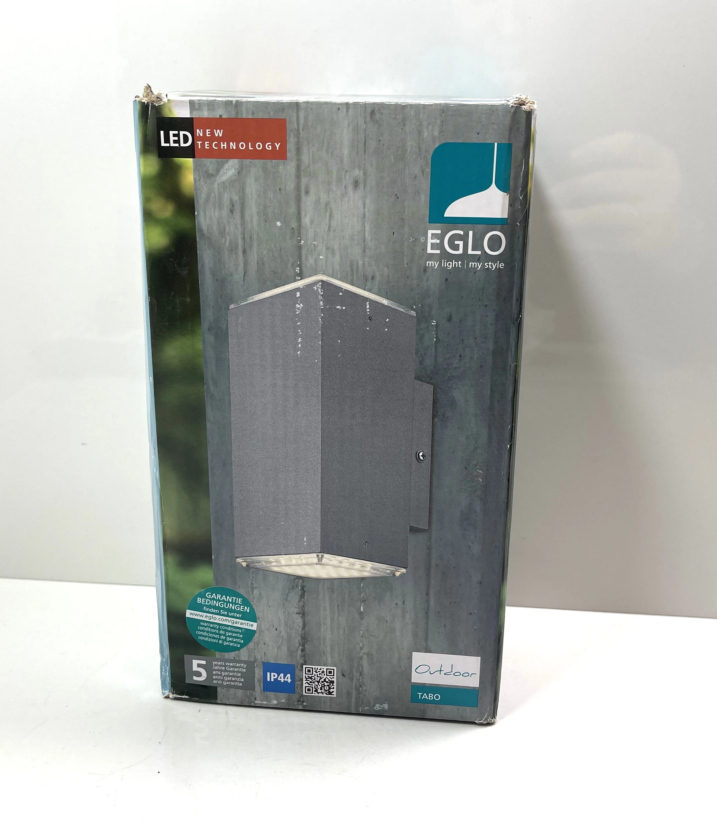 kinkiet-zewnetrzny-eglo-tabo-37w-led-srebrny-ip44-wp-8-slupsk