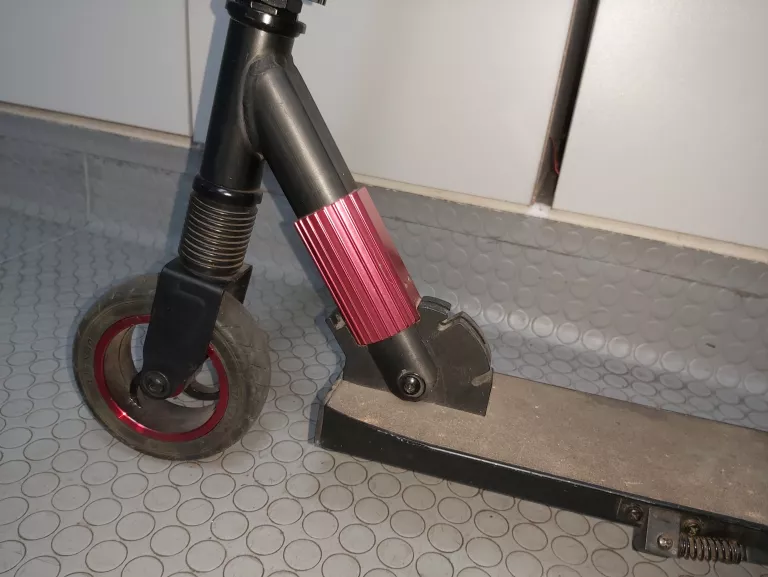 hulajnoga-elektryczna-frugal-s1-ladowarka-slowackiego-17-katowice