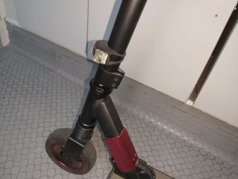 hulajnoga-elektryczna-frugal-s1-ladowarka-waga-118