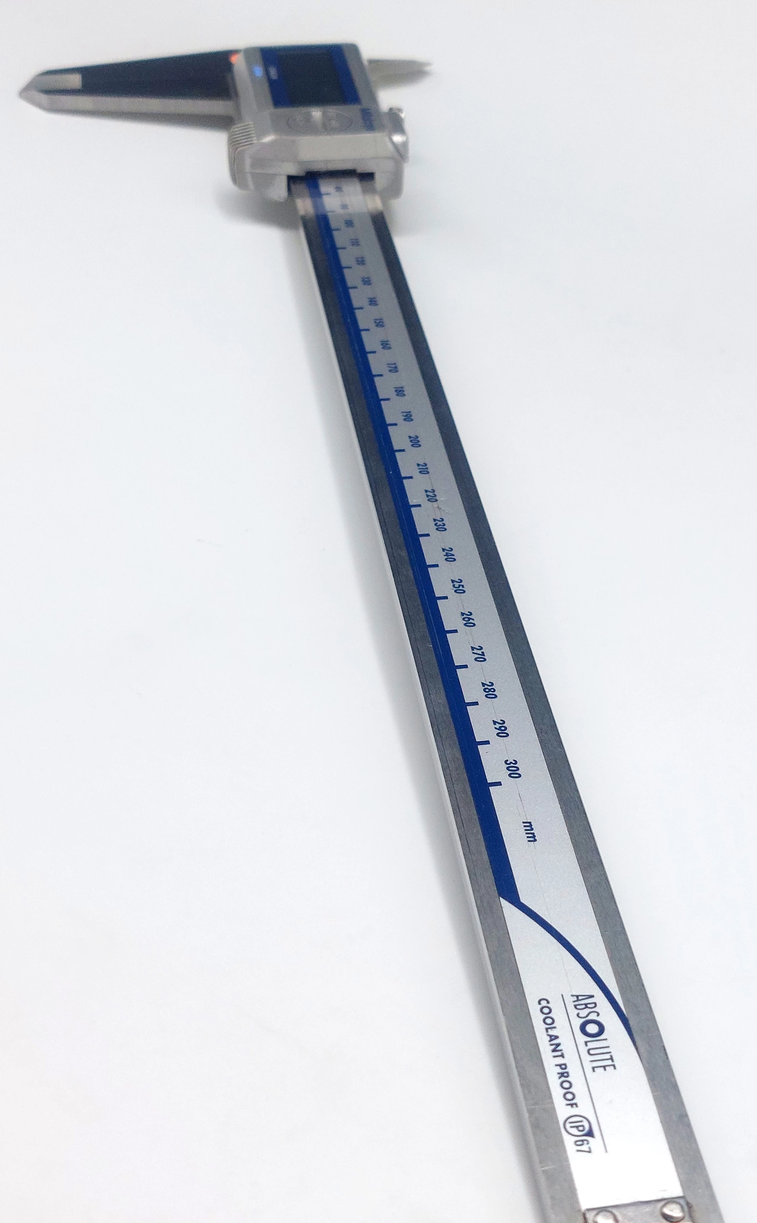 suwmiarka-mitutoyo-absolute-digimatic-ip67-300mm-rodzaj-elektroniczna