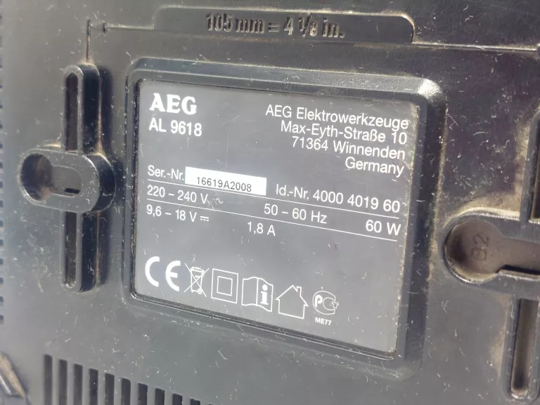 ŁADOWARKA AEG AL9618