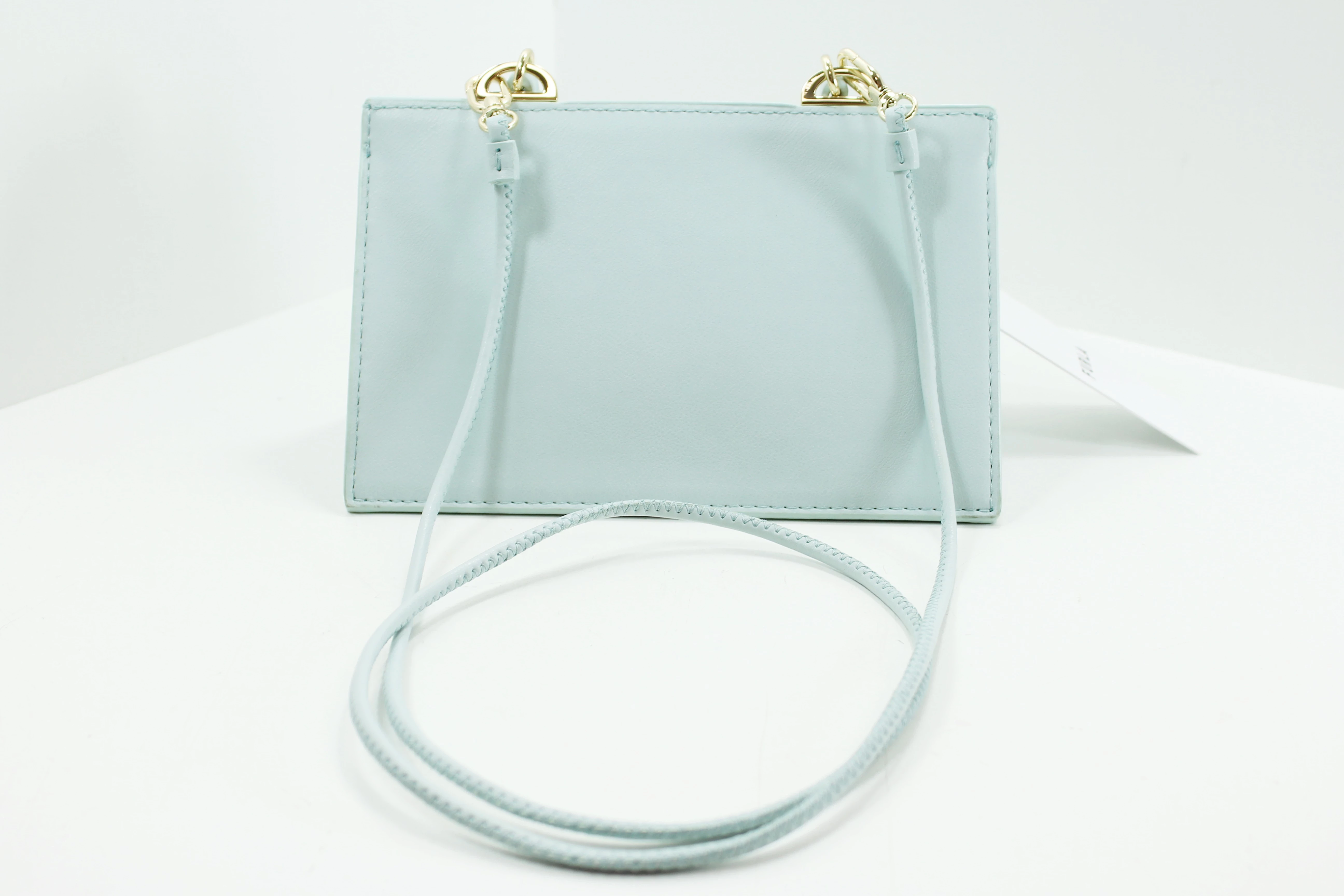 torebka-linea-futura-we00459-bx1063-1859s-1-007-20-cn-e-niebieski-material-dominujacy-203885-218289