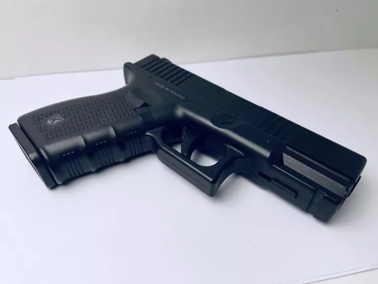 PISTOLET KOLTER RMG-19 PRO Z WKŁADEM GAZOWYM + KABURA SKÓRZANA