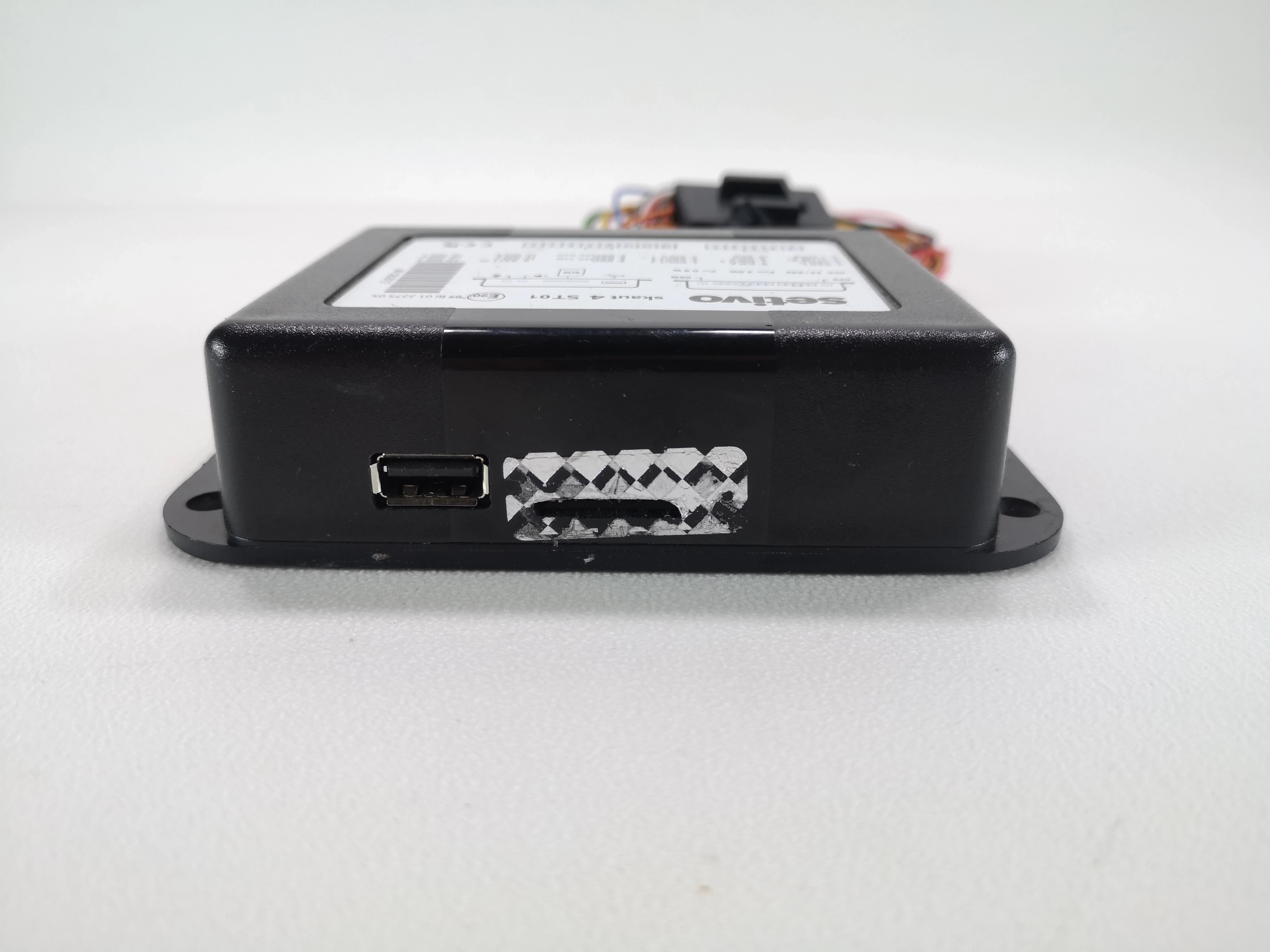 system-monitorowania-pojazdu-setivo-skaut-4-model-st01-stan-opakowania-229205-340261