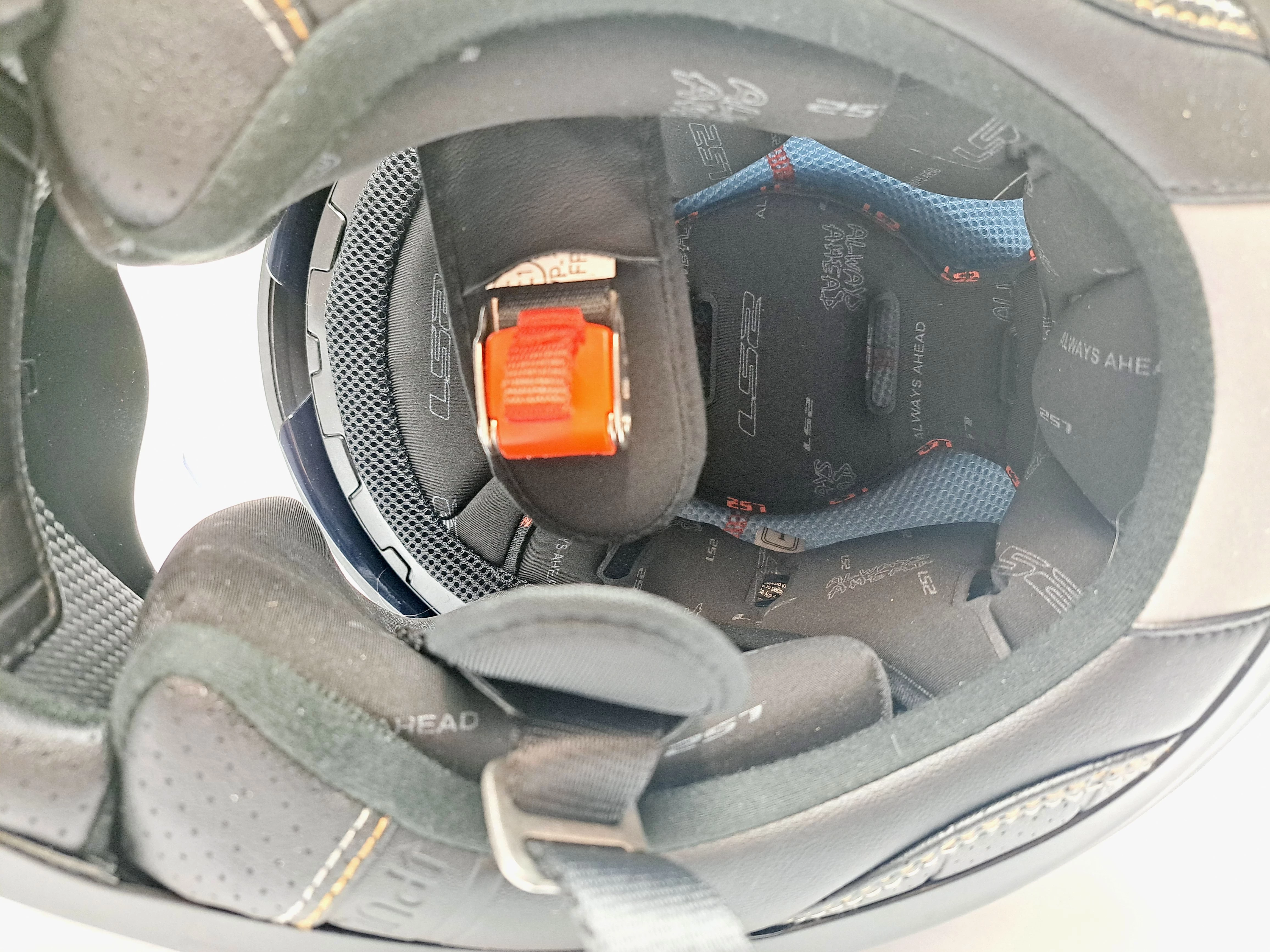 kask-motocyklowy-ls2-ecer22-05-l-product-id-91117cca-d11b-43d7-b137-940078081756