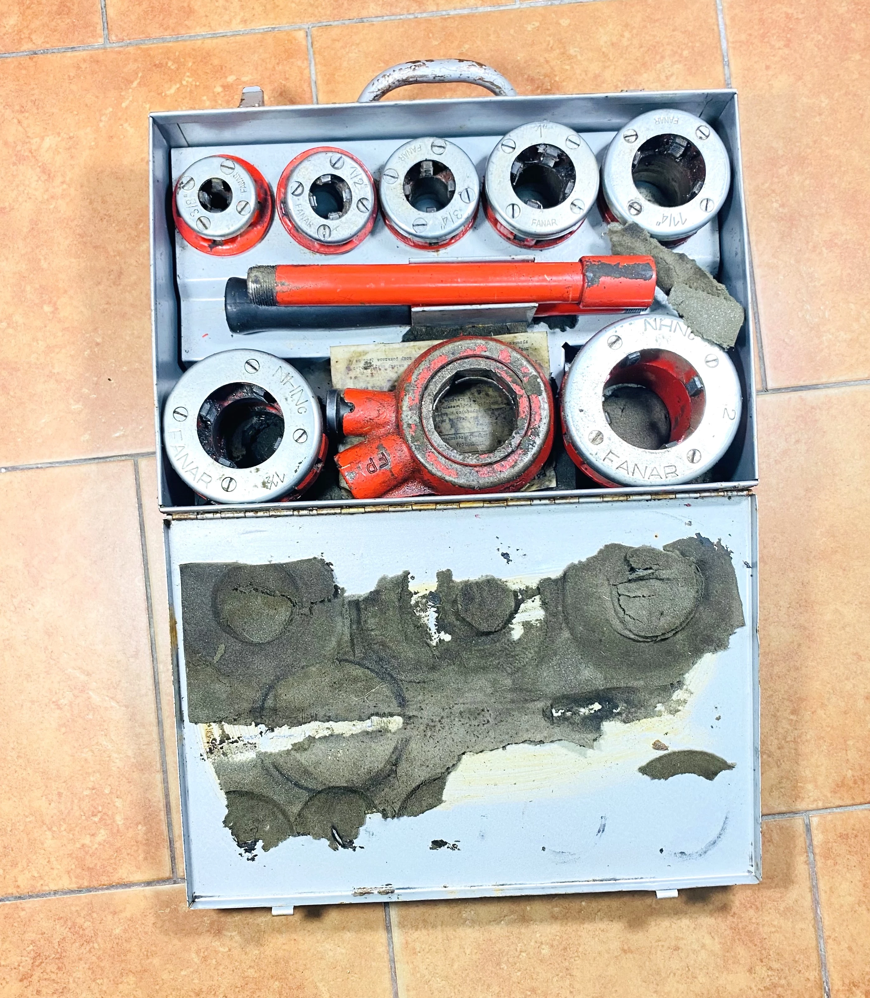 gwintownica-do-rur-fanar-38-2-stan-uzywany