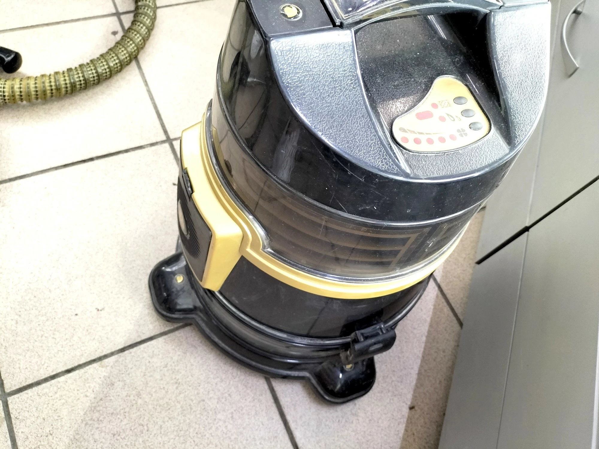 odkurzacz-aura-roboclean-114f-gold-ean-gtin-59065210