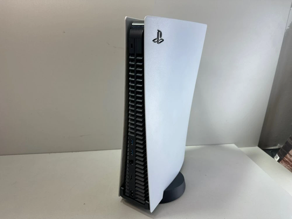 konsola-sony-playstation-5-825-gb-cfi-1116a-stan-opakowania-uszkodzone