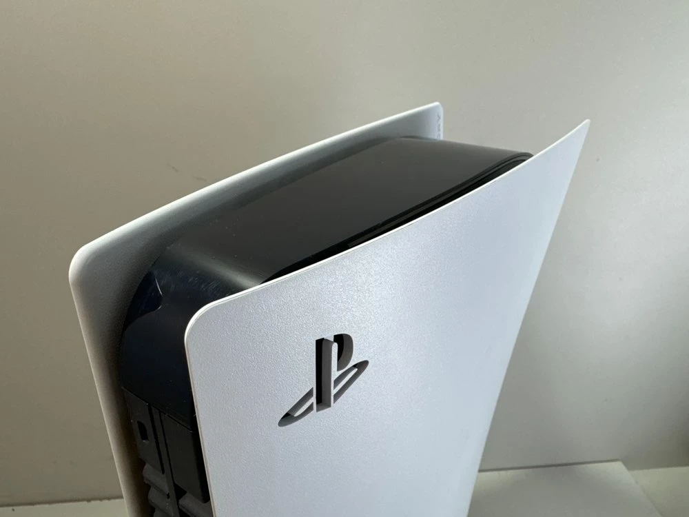 konsola-sony-playstation-5-825-gb-cfi-1116a-product-id-6fd49491-bde7-4dc7-a327-7f556a35fd8d