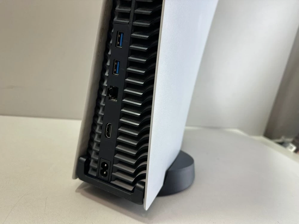 konsola-sony-playstation-5-825-gb-cfi-1116a-wersja-playstation-5