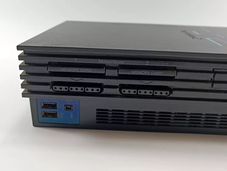 KONSOLA SONY PLAYSTATION 2 SCPH-30004 R PAL