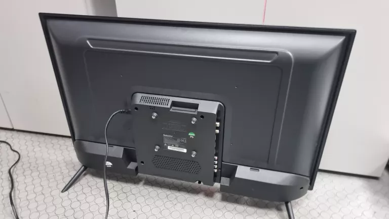 telewizor-selecline-32-led-tv-32s221b-dvbt2-stan-uzywany