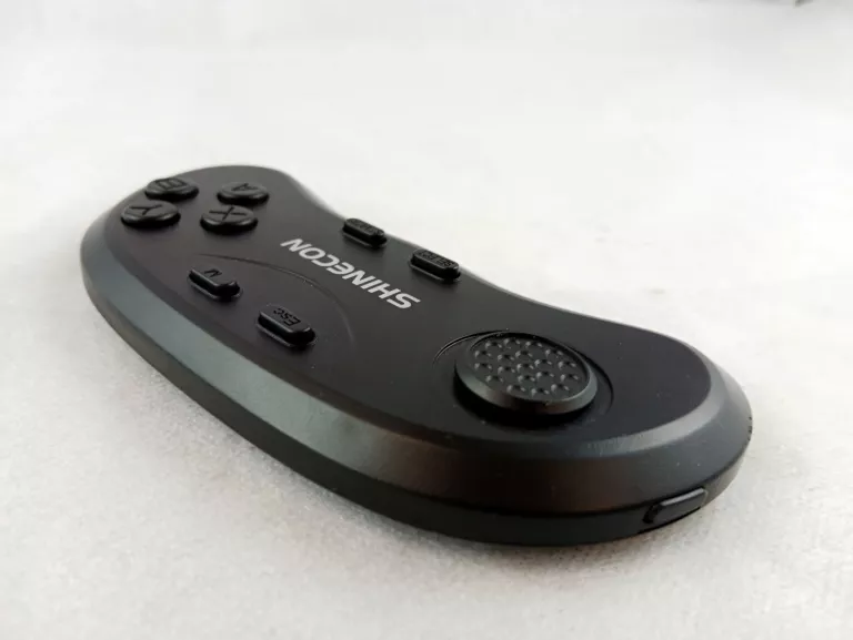 PILOT CONTROLLER GAMEPAD DO URZĄDZEŃ MOBILNYCH BLUETOOTH VR SHINECON B01