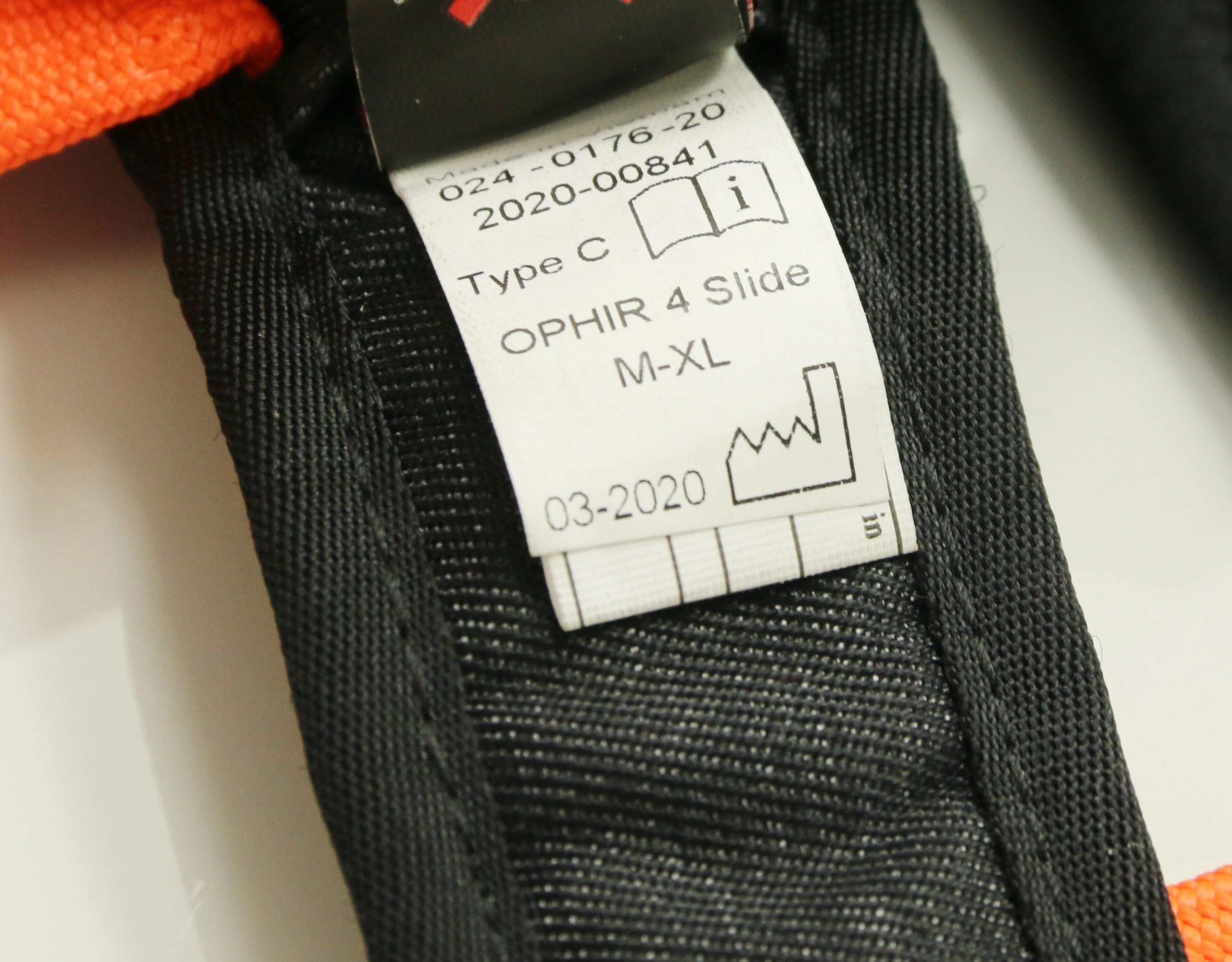 uprzaz-ophir-4-slide-black-safety-orange-m-xl-z-karabinkiem-kolor-czarny