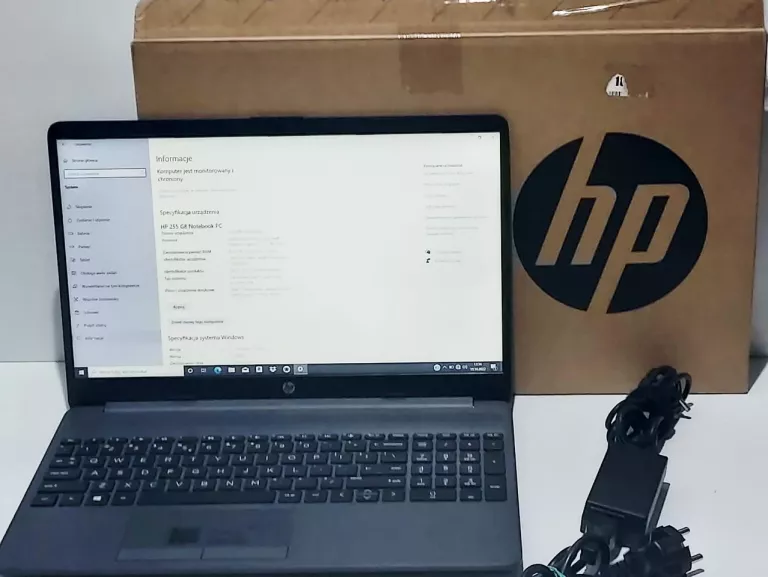 LAPTOP HP255 G8 KOMPLET