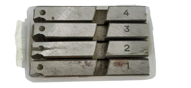 noze-do-gwintownicy-2-12-4-bspt-rh-stan-11323-2