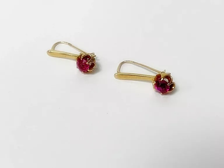 wyrob-jubilerski-uzywany-kolczyki-motyw-brak