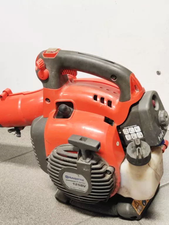 dmuchawa-do-lisci-husqvarna-125-bv-predkosc-przeplywu-powietrza-1