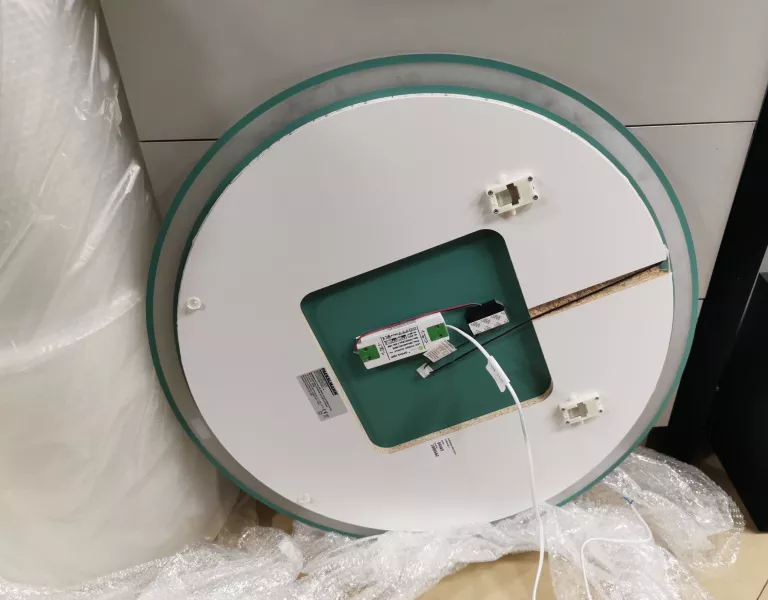 OKRĄGŁE LUSTRO ŁAZIENKOWE Z LED FACKELMANN 84565