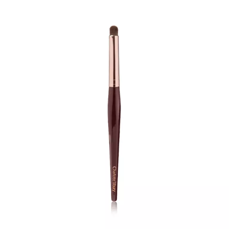 charlotte-tilbury-eye-smudger-brush-pedzel-do-rozcierania-cieni-hallera-3-wroclaw
