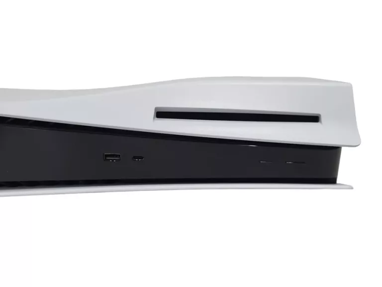 KONSOLA PS5 825 GB