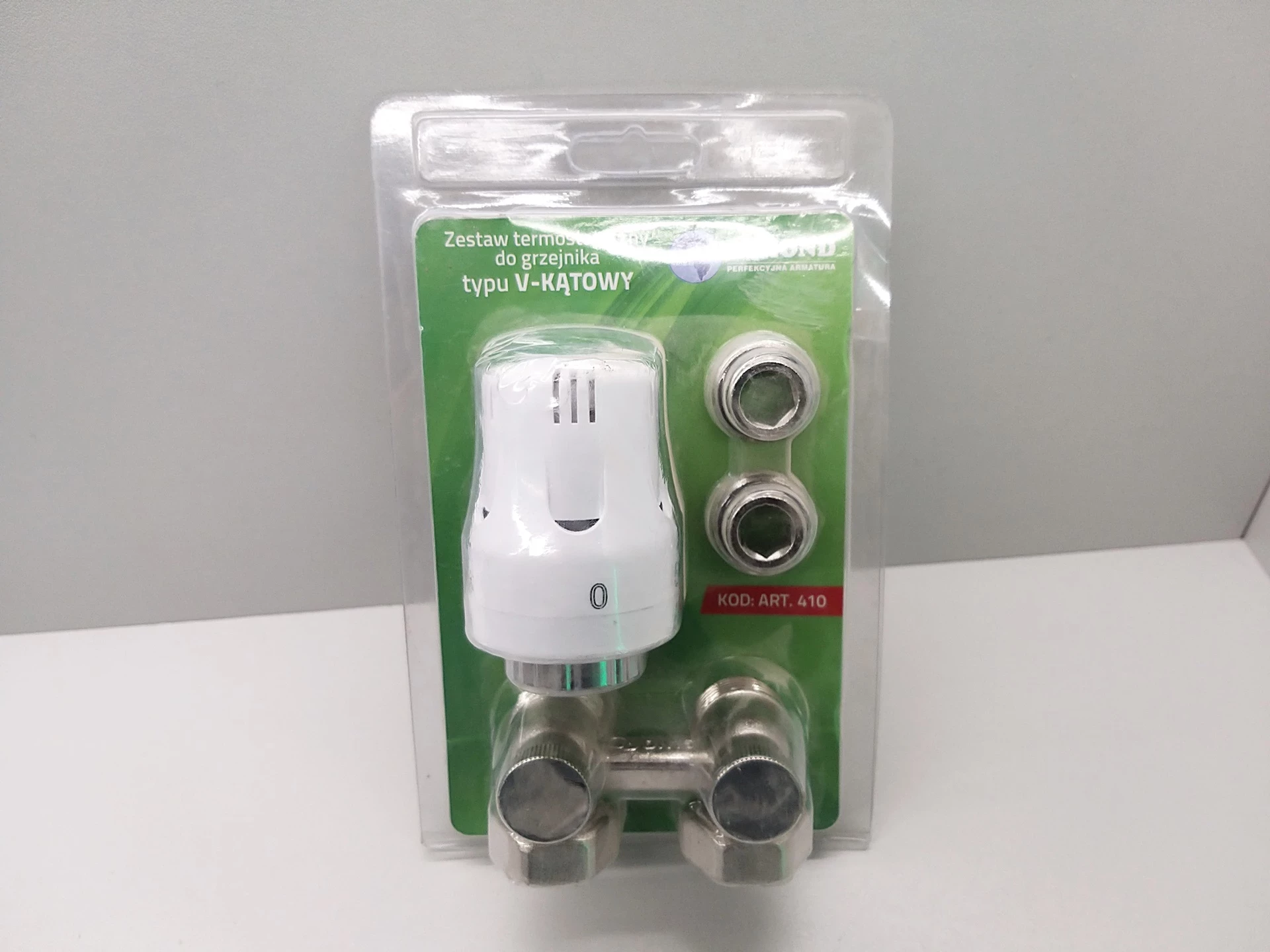 zestaw-termostatyczny-do-grzejnika-diamond-typu-v-katowy-art410-ean-gtin-5907547666247