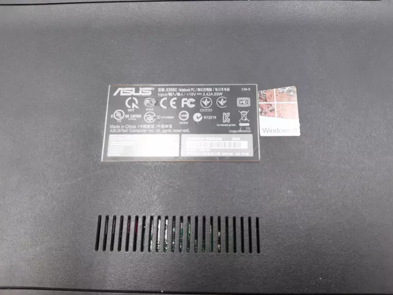 LAPTOP ASUS X550C 15,6 X550C I3, 8GB/300GB + ŁADOWARKA