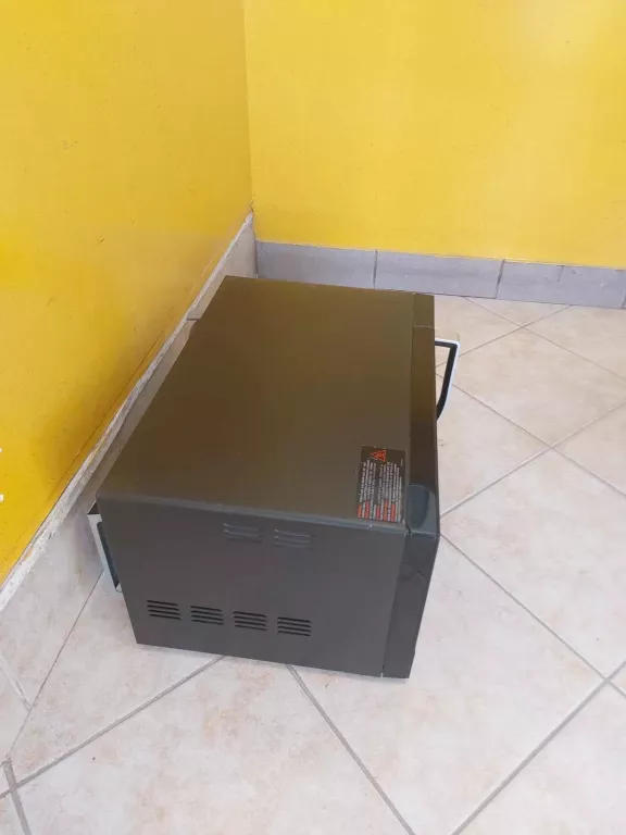 KUCHENKA MIKROFALOWA SAMSUNG GE83M