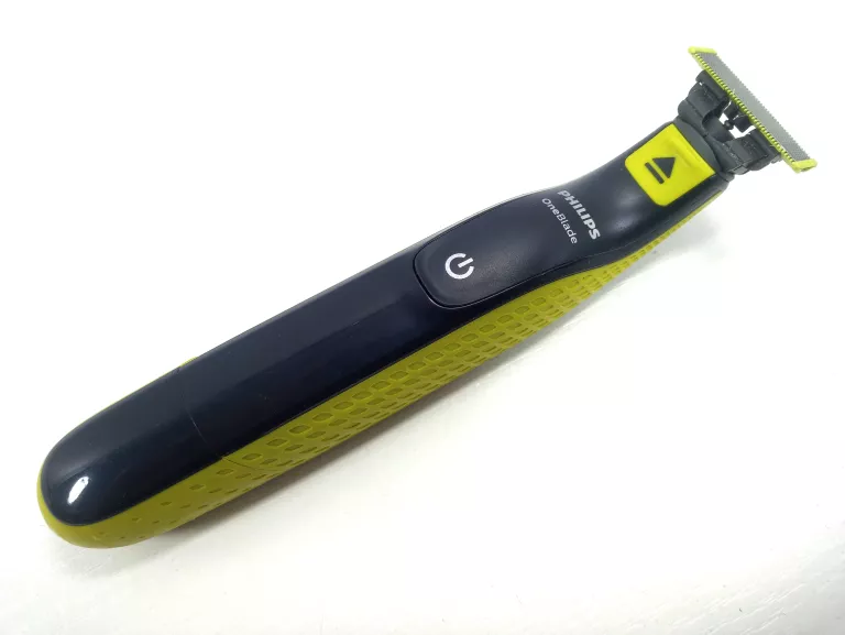 TRYMER PHILIPS ONE BLADE QP2520/30
