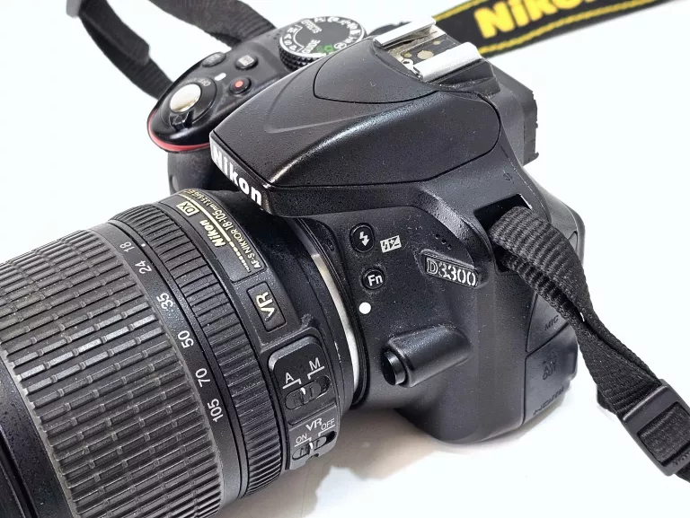 APARAT NIKON D3300