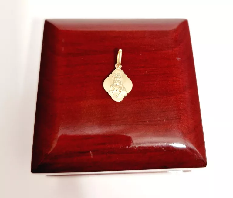 delikatna-zawieszka-matka-boska-koniczynka-p585080g-daszynskiego-2-ustron